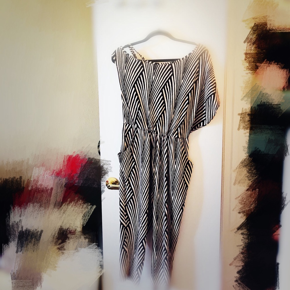 Stylish jumpsuit with jersey fabric